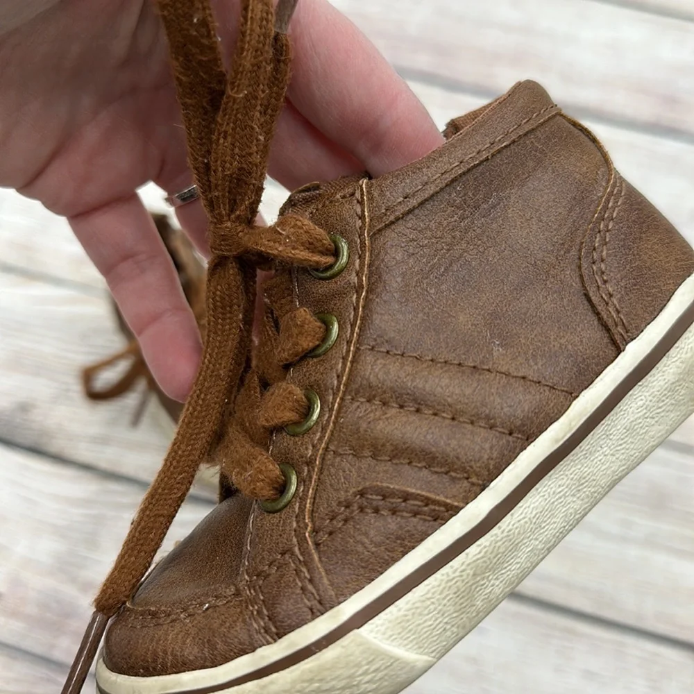 Cat & Jack Brown Lace Up Zipper Boots Size 5 - Picture 8 of 8